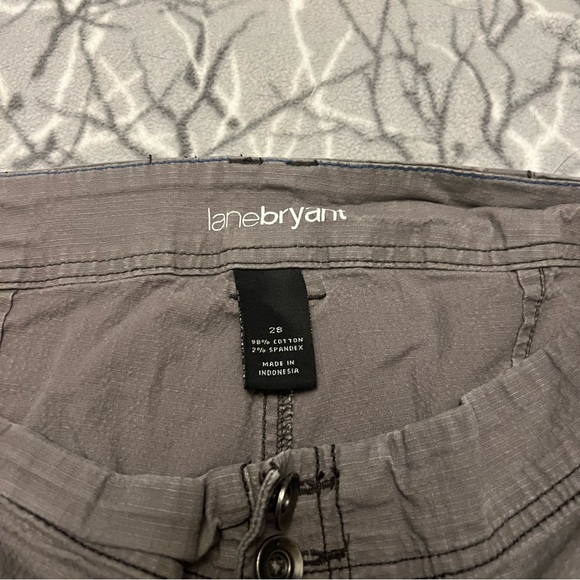 Lane Bryant Shorts Size 28 - Picture 6 of 7